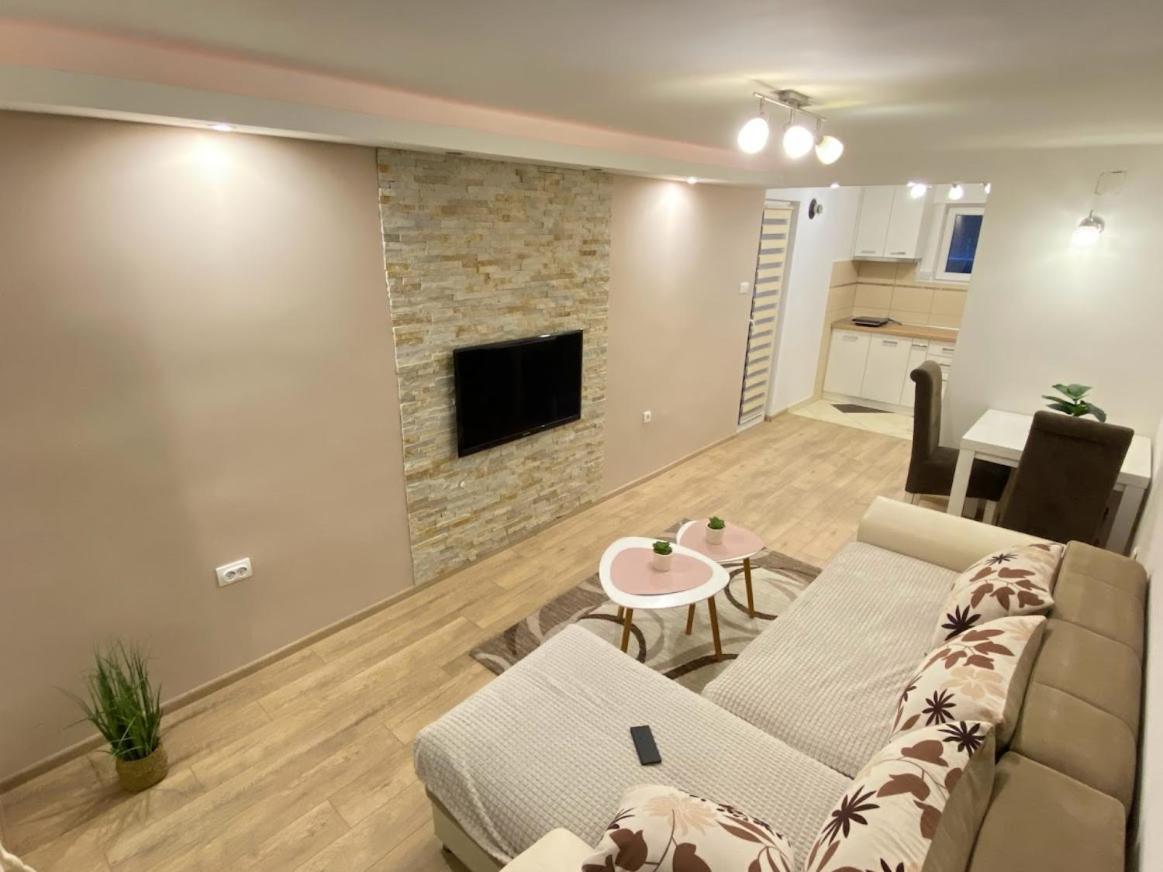Apartman Mina Mataruska Banja 外观 照片